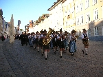 Festzug durch die historische Tlzer Marktstr. zum Kurhaus